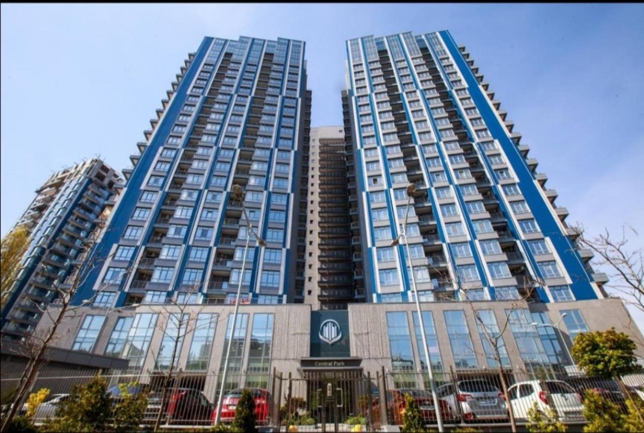Petrovdom Apartaments 8-188 In Rc Central Park, 7 John Mccain Street キエフ エクステリア 写真